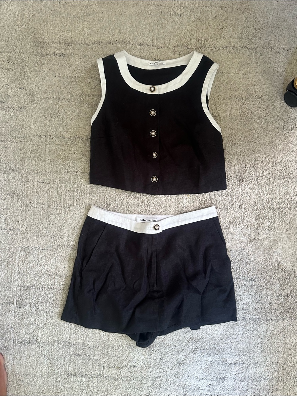 Reformation Roxy Linen Two-Piece Set - Picture 3 of 3